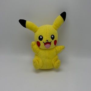 T0003 Pikachu plushy